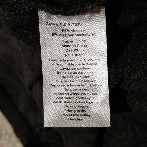 Maternity Bodycon Dress - Picture 9 of 10